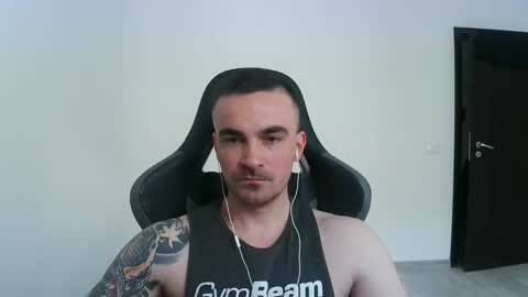 Snapshot of mu5clemania chatting on March 4, 2025, 8:02 am Victor online show from March 4, 2025, 8:02 am