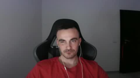 Snapshot of mu5clemania chatting on March 4, 2025, 4:30 pm Victor online show from March 4, 2025, 4:30 pm