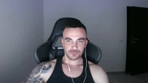 Snapshot of mu5clemania chatting on March 7, 2025, 6:43 pm Victor online show from March 7, 2025, 6:43 pm