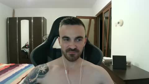 Snapshot of mu5clemania chatting on September 18, 2025, 4:53 pm Victor online show from September 18, 2025, 4:53 pm