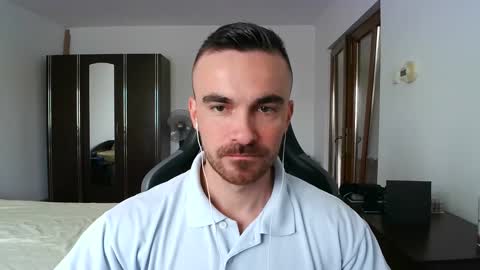 Snapshot of mu5clemania chatting on September 28, 2025, 5:46 am Victor online show from September 28, 2025, 5:46 am