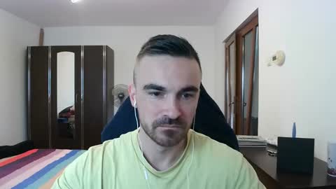 Snapshot of mu5clemania chatting on November 12, 2025, 7:09 am Victor online show from November 12, 2025, 7:09 am