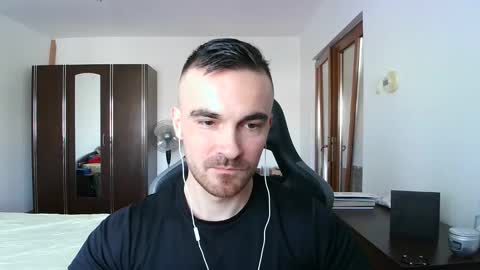 Snapshot of mu5clemania chatting on November 26, 2025, 8:59 am Victor online show from November 26, 2025, 8:59 am