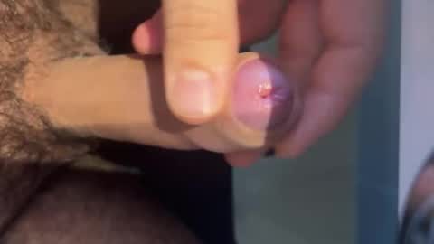 muffinknight12345 online show from December 19, 2025, 1:07 pm