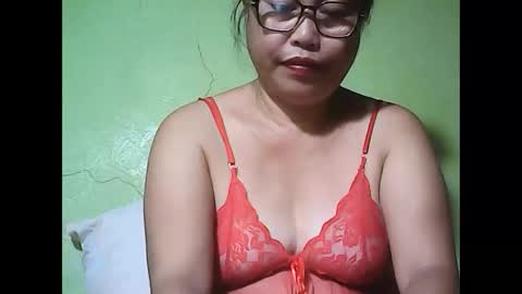 muffy_bunny online show from November 25, 2025, 7:14 pm