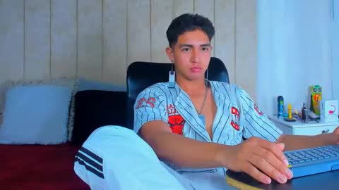 Snapshot of muichiro_tokito1 chatting on December 14, 2024, 3:51 am muichiro tokito1 online show from December 14, 2024, 3:51 am