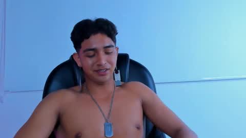 Snapshot of muichiro_tokito1 chatting on December 21, 2024, 8:28 am muichiro tokito1 online show from December 21, 2024, 8:28 am