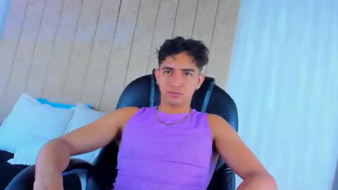 Snapshot of muichiro_tokito1 chatting on March 5, 2025, 3:29 am muichiro tokito1 online show from March 5, 2025, 3:29 am