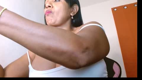 yuli online show from January 21, 2025, 10:08 pm