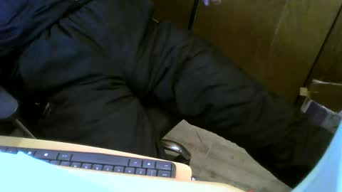 Snapshot of muller520 chatting on October 4, 2025, 4:16 pm muller520 online show from October 4, 2025, 4:16 pm