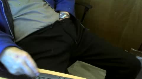 Snapshot of muller520 chatting on October 25, 2025, 5:04 am muller520 online show from October 25, 2025, 5:04 am