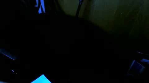 Snapshot of muller520 chatting on October 26, 2025, 4:24 pm muller520 online show from October 26, 2025, 4:24 pm