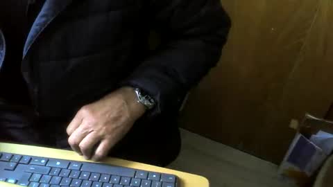 Snapshot of muller520 chatting on October 30, 2025, 10:16 am muller520 online show from October 30, 2025, 10:16 am