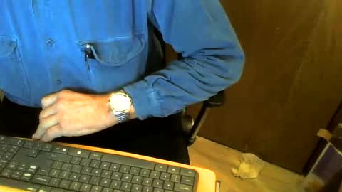 Snapshot of muller520 chatting on December 3, 2025, 1:53 pm muller520 online show from December 3, 2025, 1:53 pm