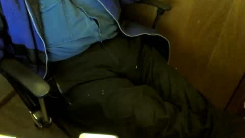 Snapshot of muller520 chatting on December 13, 2025, 7:53 pm muller520 online show from December 13, 2025, 7:53 pm