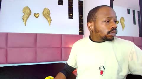 Muller Asher online show from October 29, 2025, 8:32 pm