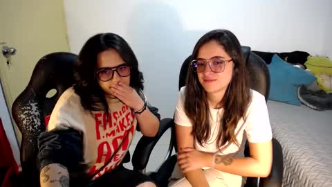 Snapshot of multiorgasmic_6 chatting on September 16, 2025, 2:56 am Dani and Alex online show from September 16, 2025, 2:56 am