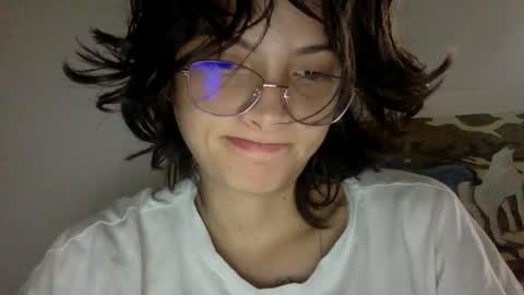 Snapshot of munchi_ chatting on February 11, 2025, 1:09 pm   online show from February 11, 2025, 1:09 pm