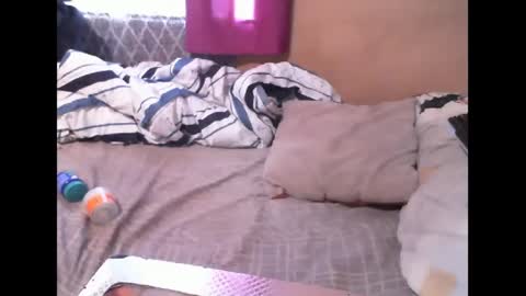 Snapshot of munniegalz1 chatting on January 26, 2025, 10:02 am your angel online show from January 26, 2025, 10:02 am