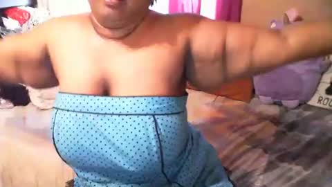 Snapshot of munniegalz1 chatting on February 24, 2025, 6:16 am your angel online show from February 24, 2025, 6:16 am