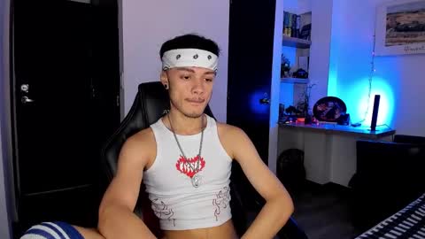 murielkarmesi online show from January 10, 2025, 2:23 pm