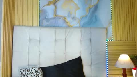 muriell303av online show from December 14, 2025, 3:23 am