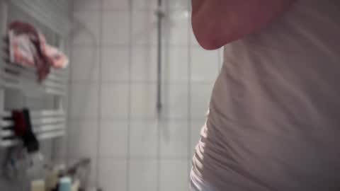 musclehair3 online show from February 3, 2025, 10:43 pm