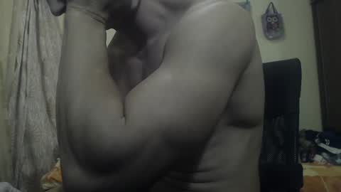 Snapshot of musculargod chatting on December 28, 2024, 7:54 pm SexyMuscled online show from December 28, 2024, 7:54 pm