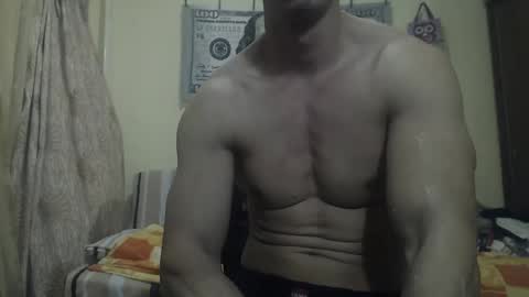 Snapshot of musculargod chatting on December 30, 2024, 9:40 pm SexyMuscled online show from December 30, 2024, 9:40 pm