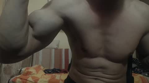 Snapshot of musculargod chatting on March 4, 2025, 11:54 pm SexyMuscled online show from March 4, 2025, 11:54 pm