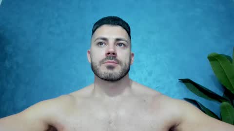 muscularmaster onlyfans online show from March 6, 2025, 1:05 am