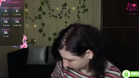 Jeneva online show from October 7, 2025, 5:32 pm