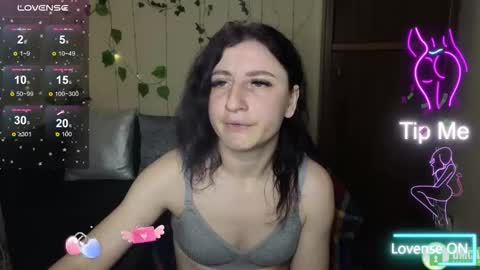 Jeneva online show from October 25, 2025, 6:35 pm