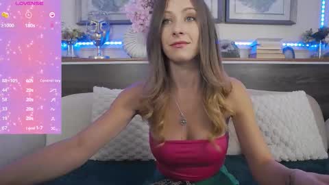 Snapshot of musedollx chatting on September 26, 2025, 6:56 pm Luna online show from September 26, 2025, 6:56 pm