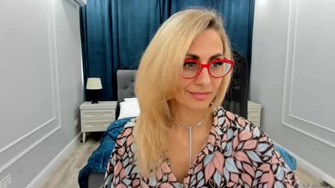 Snapshot of museofstage chatting on January 23, 2025, 11:48 am Diana online show from January 23, 2025, 11:48 am