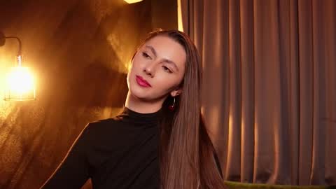 MuseSolis online show from February 16, 2025, 2:09 am