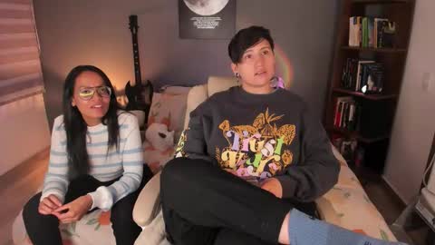 VALENTINA Luna  online show from September 17, 2025, 2:35 am