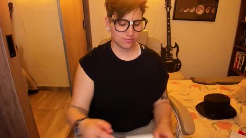 VALENTINA Luna  online show from November 7, 2025, 12:43 am