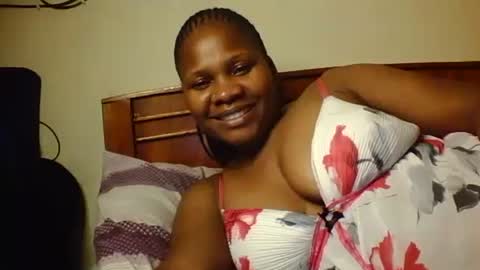 mwekas568403 online show from February 5, 2025, 6:48 pm