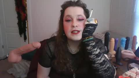 Mx Charlotte online show from November 10, 2025, 6:51 pm