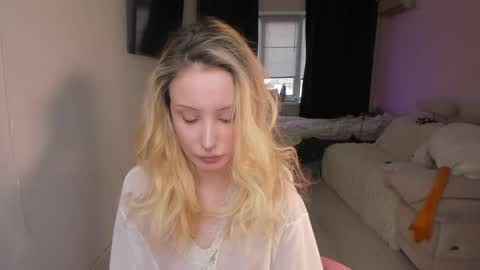 Snapshot of my_dia chatting on March 5, 2025, 1:50 pm Diana online show from March 5, 2025, 1:50 pm