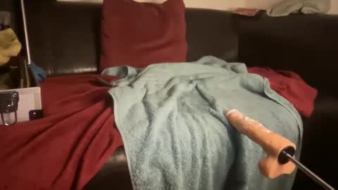 Snapshot of my_dirty_office chatting on December 19, 2024, 9:17 pm my_dirty_office online show from December 19, 2024, 9:17 pm