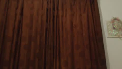     sara      i know you love me xoxox     online show from September 13, 2025, 10:20 pm