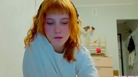  PARIS   online show from December 18, 2025, 1:06 pm