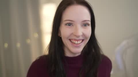 STELLA online show from November 23, 2025, 6:52 pm