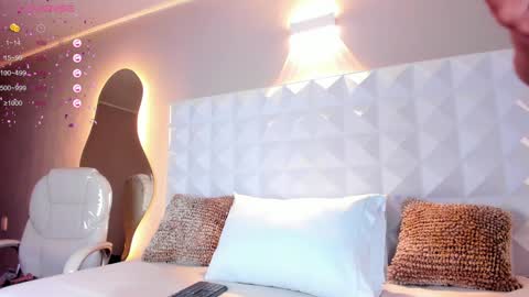 Mariana Evans online show from February 5, 2025, 11:34 am