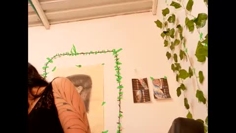 Snapshot of myagosling13 chatting on September 12, 2025, 5:02 pm miagosling NTMU Dont forget follow me online show from September 12, 2025, 5:02 pm