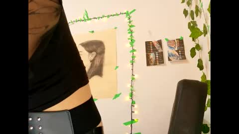 Snapshot of myagosling13 chatting on September 14, 2025, 5:23 pm miagosling NTMU Dont forget follow me online show from September 14, 2025, 5:23 pm