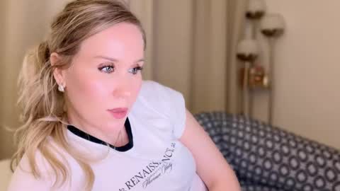 Mya-be Yours P online show from December 28, 2024, 10:02 pm