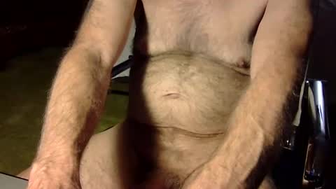 Snapshot of mydiboi chatting on October 25, 2025, 5:26 am r-glenn-01 online show from October 25, 2025, 5:26 am